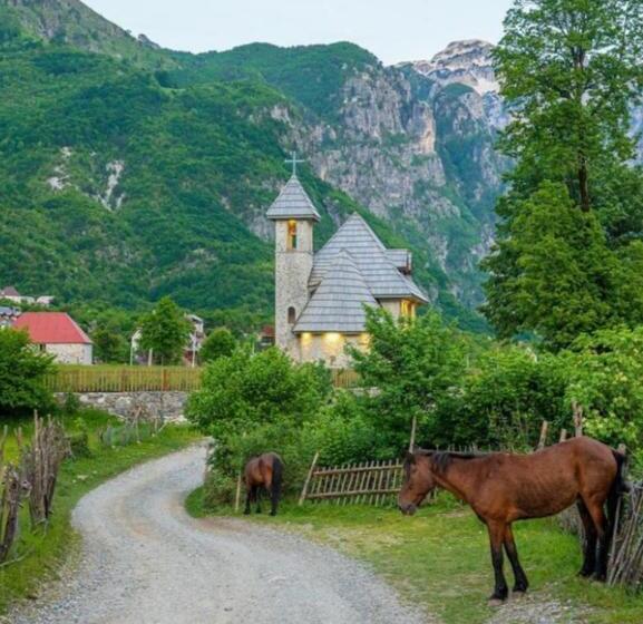 Пансион Guesthouse Kroni I Micanit
