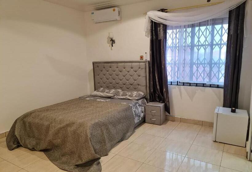 پانسیون King George Lodge