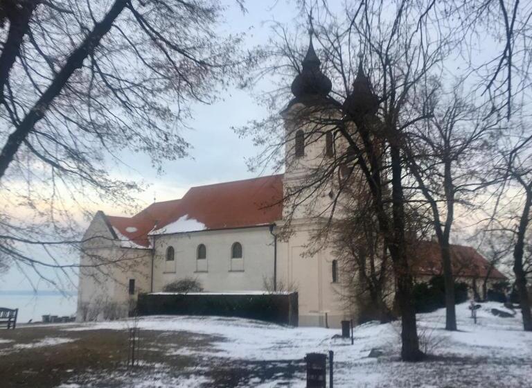 ペンション Kékmadaras Vendégház Tihany