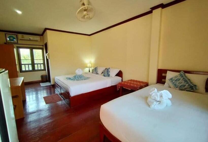 ペンション Phamarn View Guesthouse