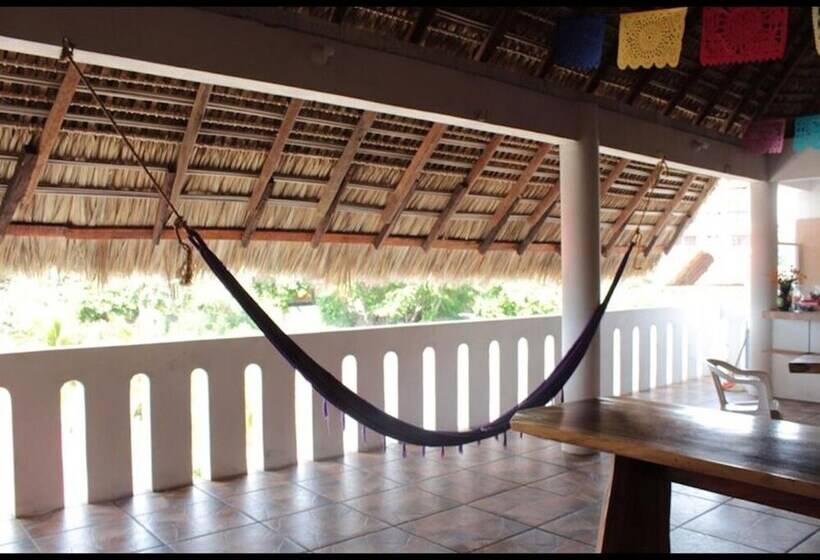 פנסיון Room In Guest Room   Private Room With King Size Bed Num023