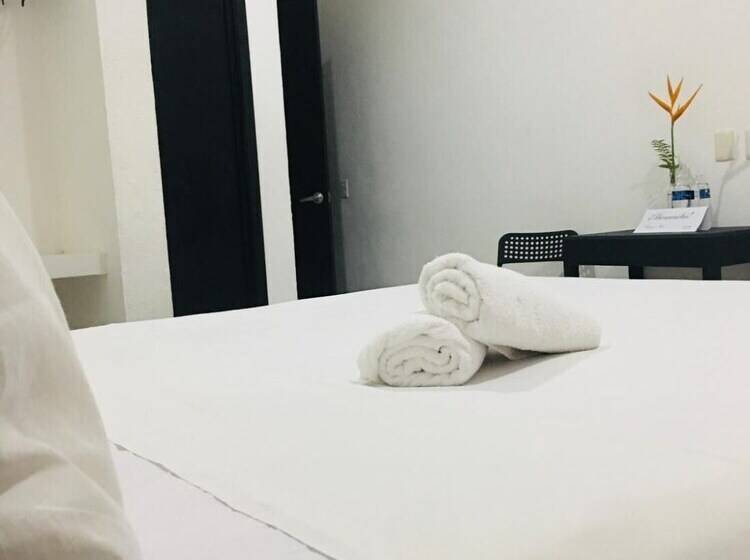 פנסיון Room In Guest Room   Private Room With King Size Bed Num023