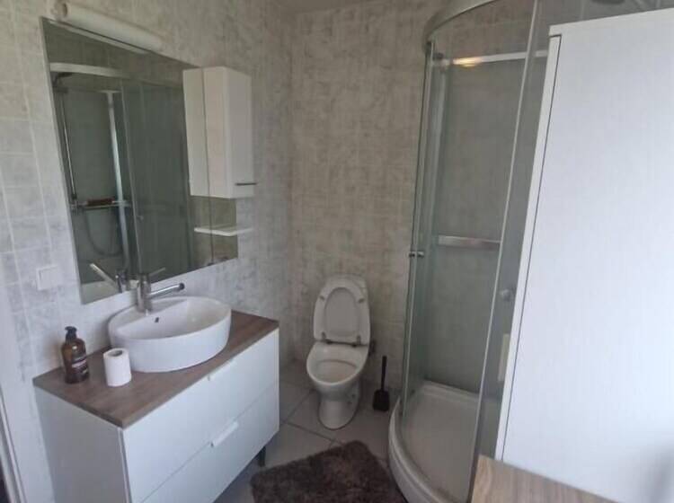 ペンション Sólgarður