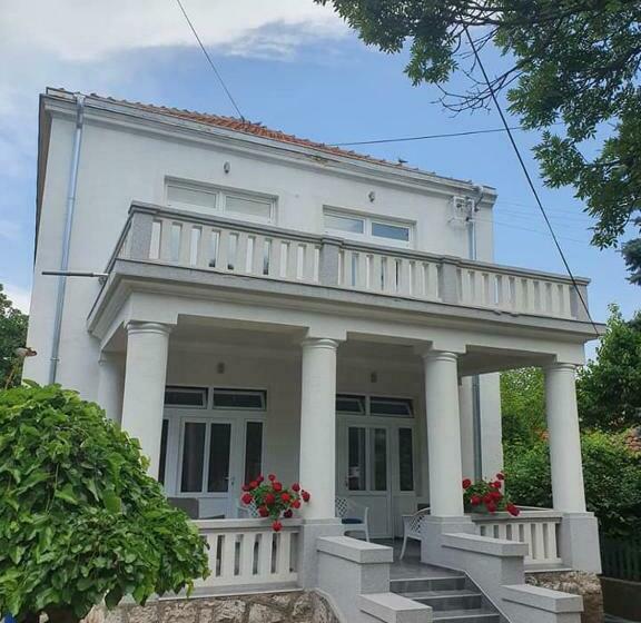 پانسیون Studio Vik