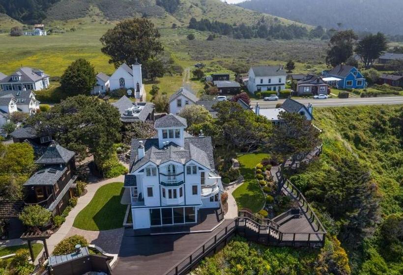 리조트 Sacred Rock Inn