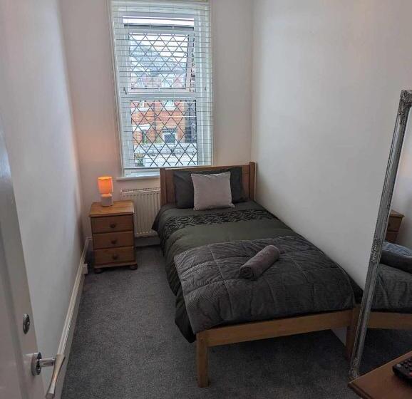 مبيت وإفطار Cosy Bee And Apartment