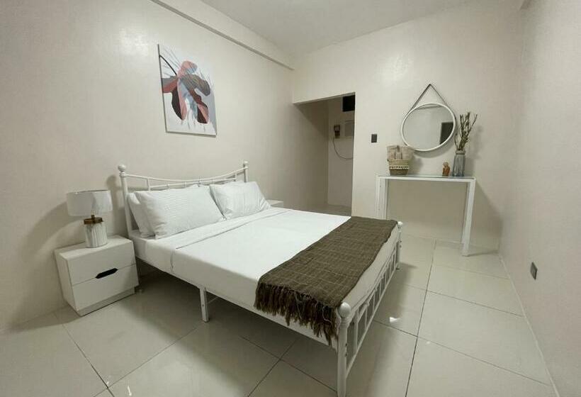 تختخواب و صبحانه Cresta Dormitory