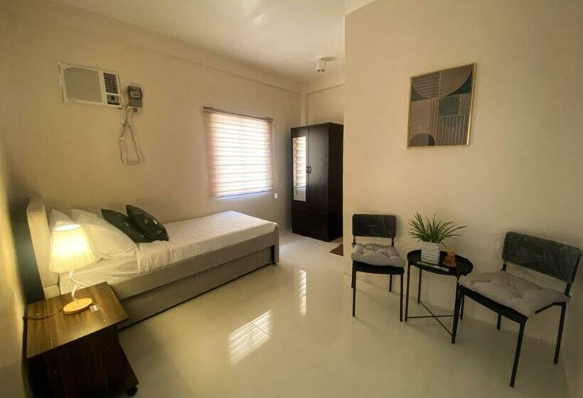 تختخواب و صبحانه Cresta Dormitory