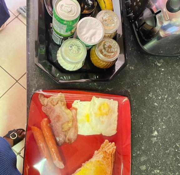 צימר Serengeti Sands Lodge