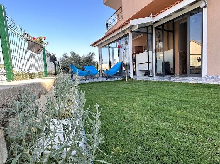 Capo Calaberno Aparts