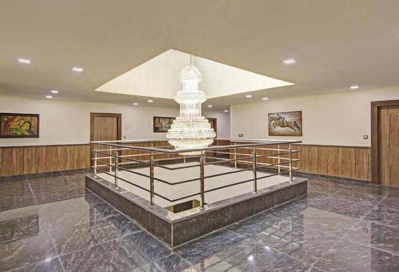 Collection O Hotel Chandralok