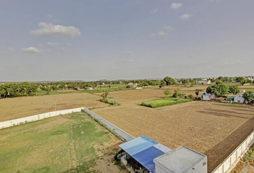 Collection O Hotel Chandralok