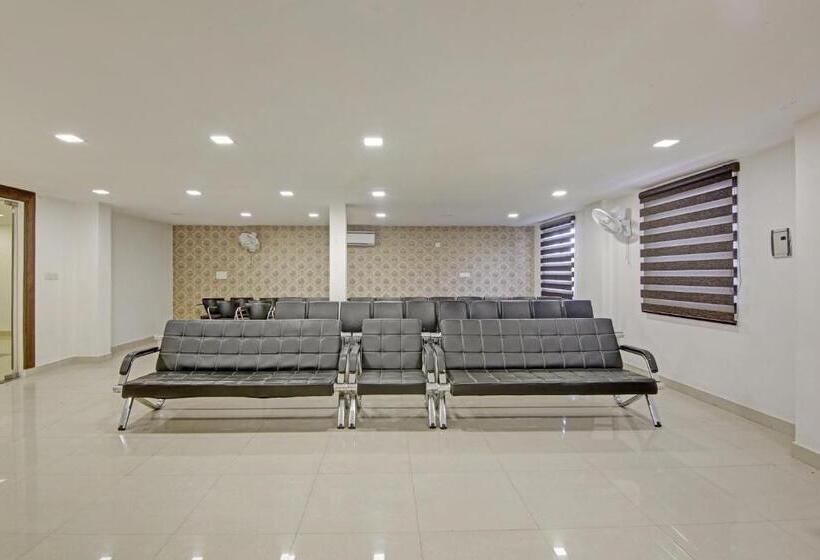 Collection O Hotel Chandralok