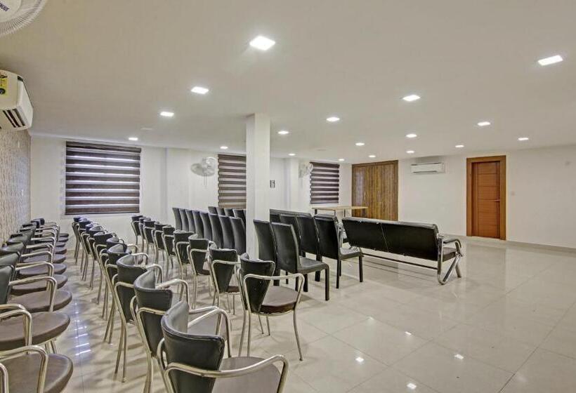 Collection O Hotel Chandralok