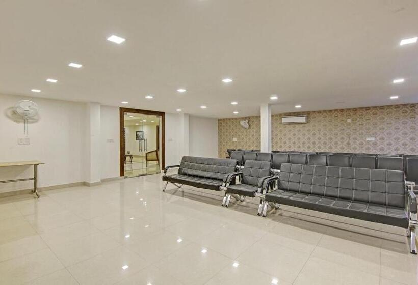 Collection O Hotel Chandralok