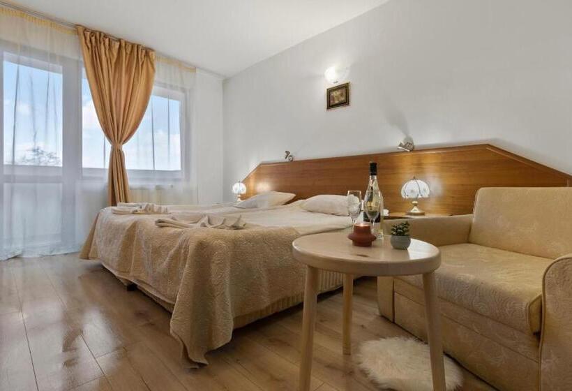 酒店 еко хотел макрелов