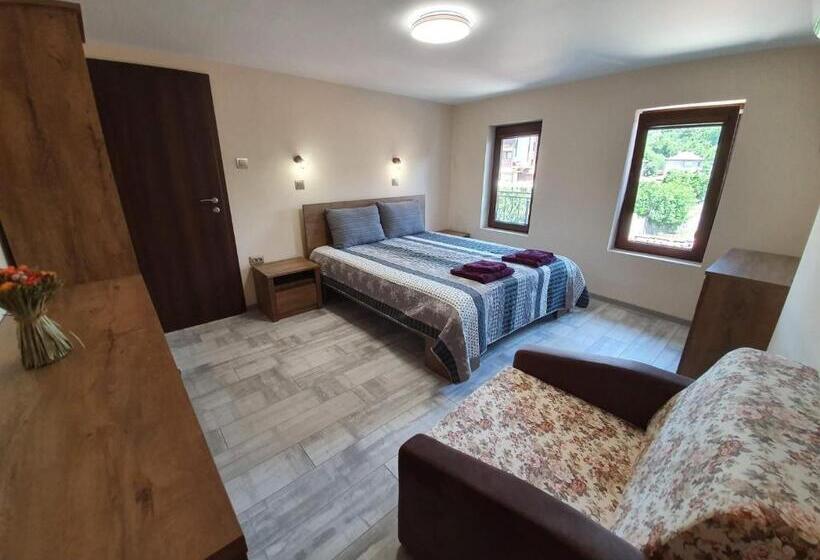 Отель стаи за гости елеганс