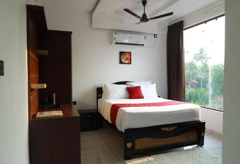 فندق Achoos Residency