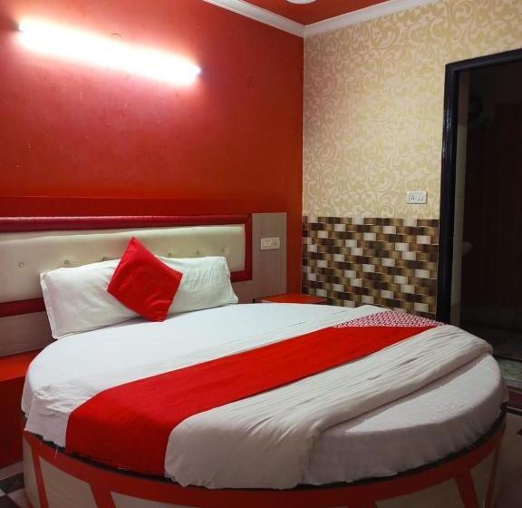 호텔 New City Luxury