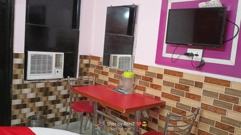 호텔 New City Luxury