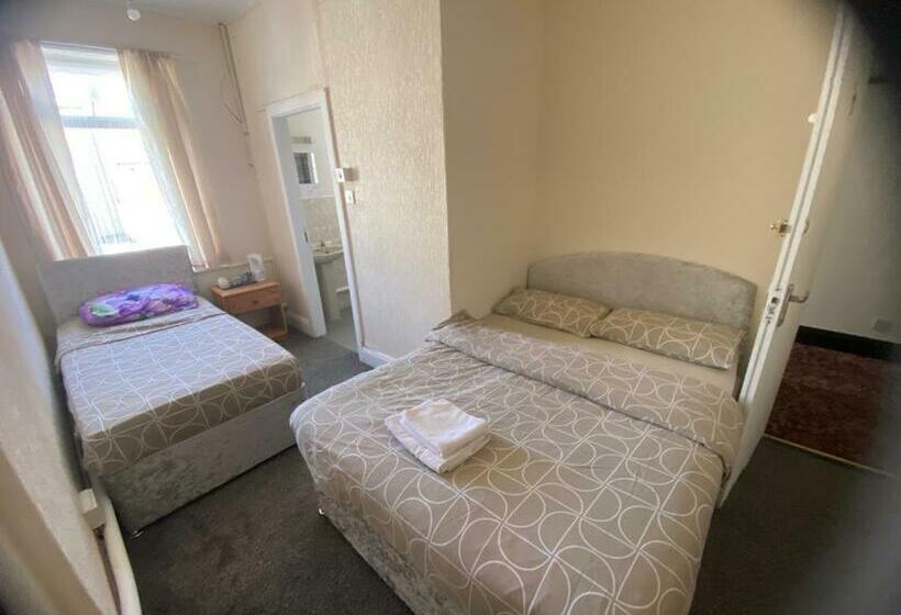 בית מלון כפרי Crosby