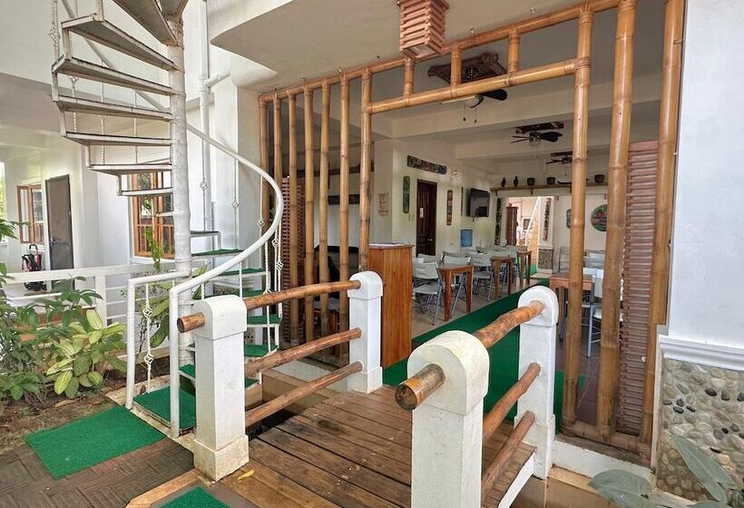 ホテル Earl De Princesa