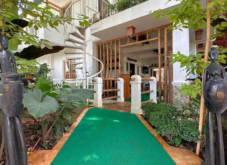 ホテル Earl De Princesa