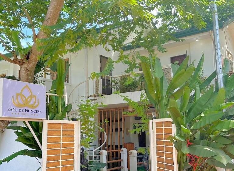 ホテル Earl De Princesa