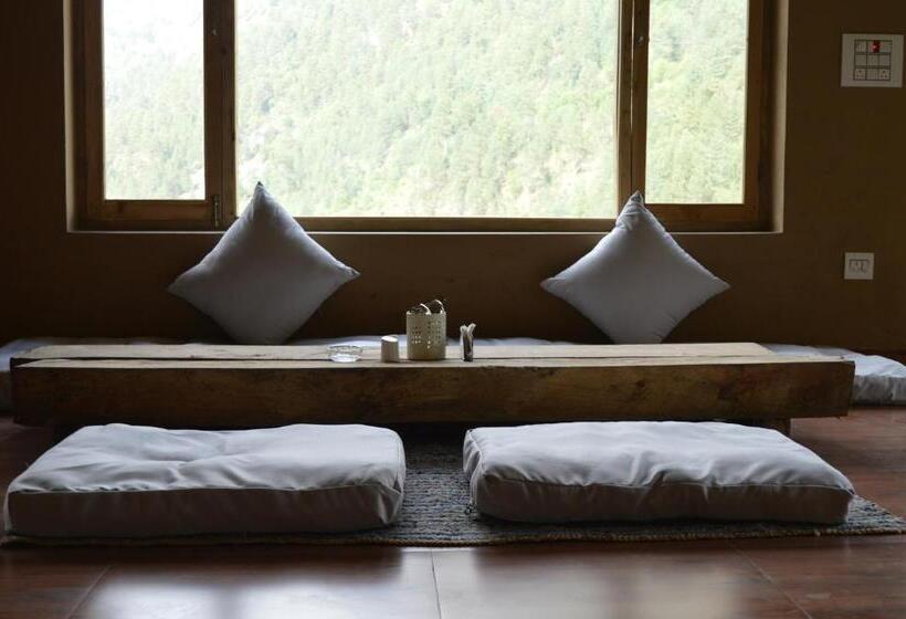 ホテル Tirthan Valley House Of Sharon