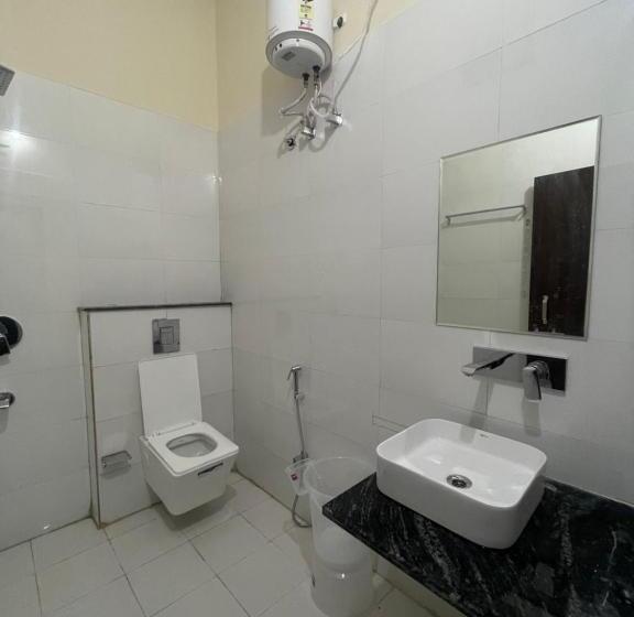 Отель L S Haveli