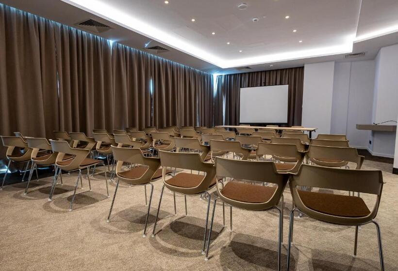 בית מלון כפרי Nova Luxury