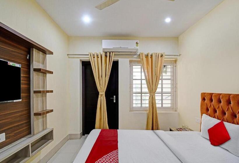 בית מלון כפרי Oyo Flagship 81356 Mahavir Galaxy