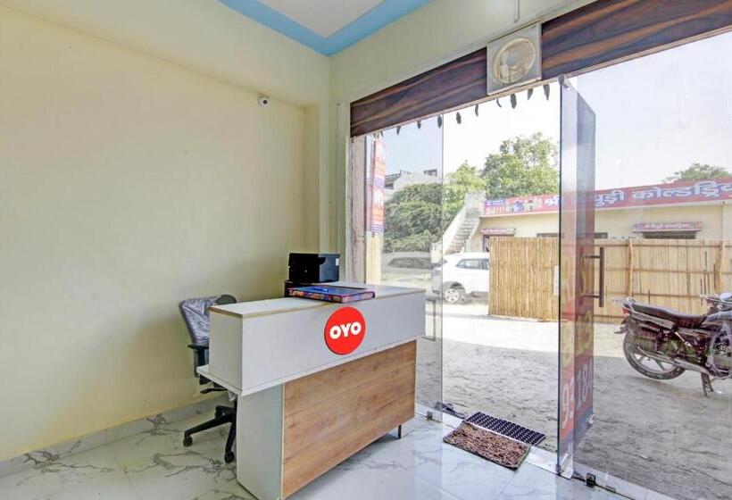 ホテル Oyo Flagship 81378 Dadri Stays