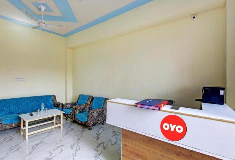 ホテル Oyo Flagship 81378 Dadri Stays