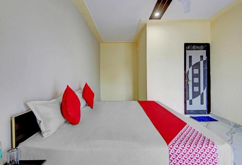 ホテル Oyo Flagship 81378 Dadri Stays