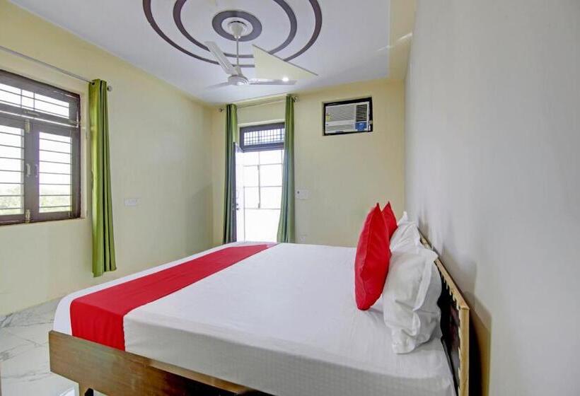 ホテル Oyo Flagship 81378 Dadri Stays