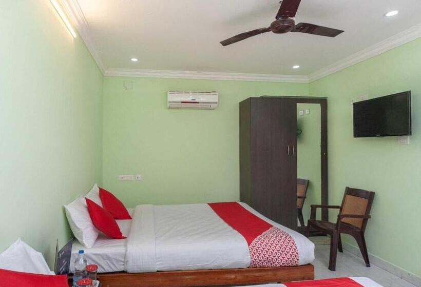 Отель O Seabreeze Residency