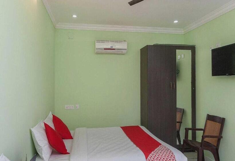 Отель O Seabreeze Residency