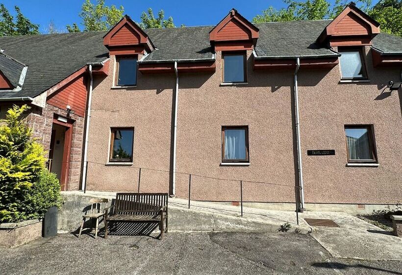 Отель Oyo Mackay S Travel Lodge