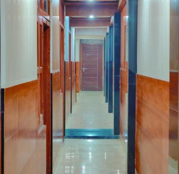 Отель Raghunandan Near Shree Ram Janambhumi