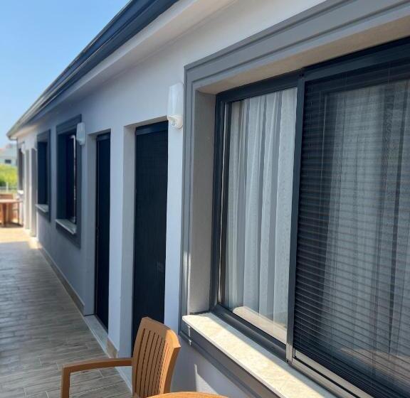 ホテル Reynabe Boutique