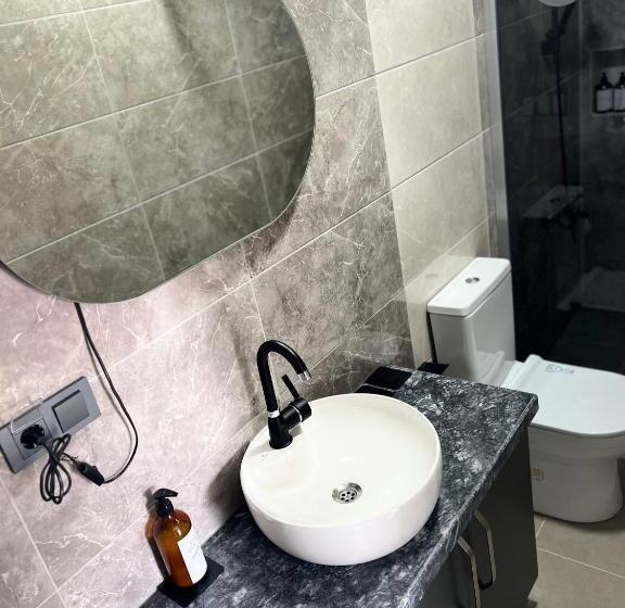 ホテル Reynabe Boutique