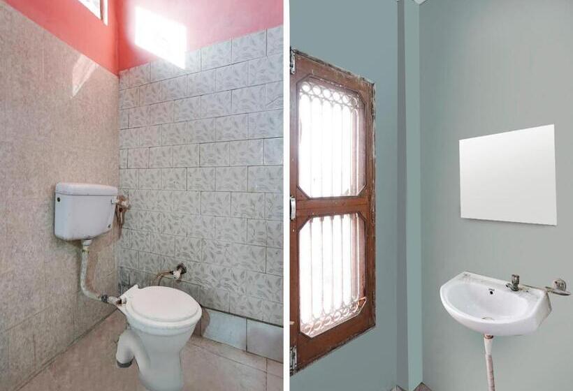 ホテル Spot On 81374 Blue Moon