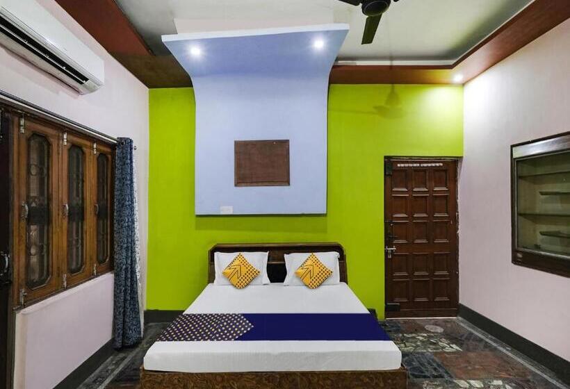 ホテル Spot On 81374 Blue Moon