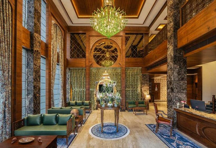Hotel Welcomheritage Grand, Srinagar