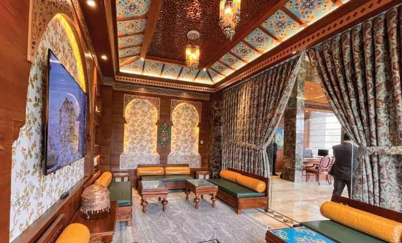 호텔 Welcomheritage Grand, Srinagar