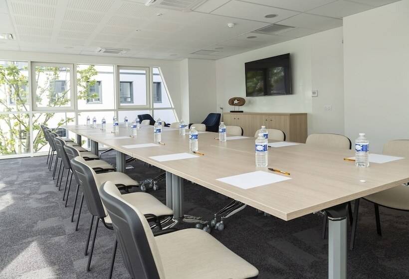 Odalys City Le Havre Centre Les Docks