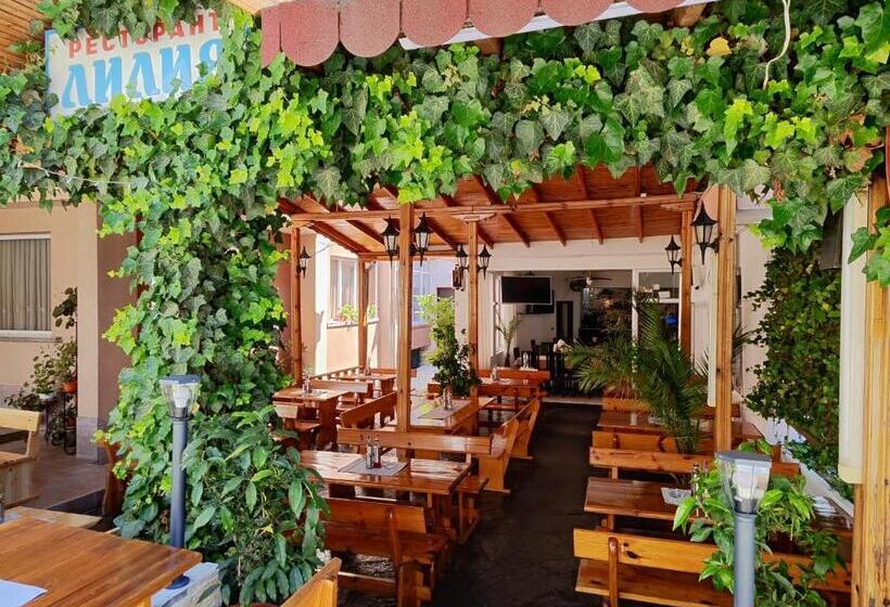 膳宿费 Amore Obzor