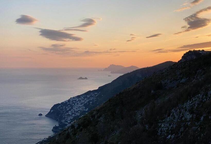 膳宿费 Bed&breakfast Miramare