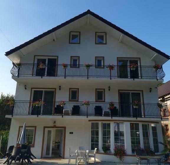 بنسيون Casa Anne